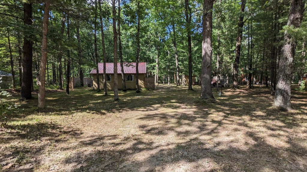 1640 W Bartlett Road, Peacock township