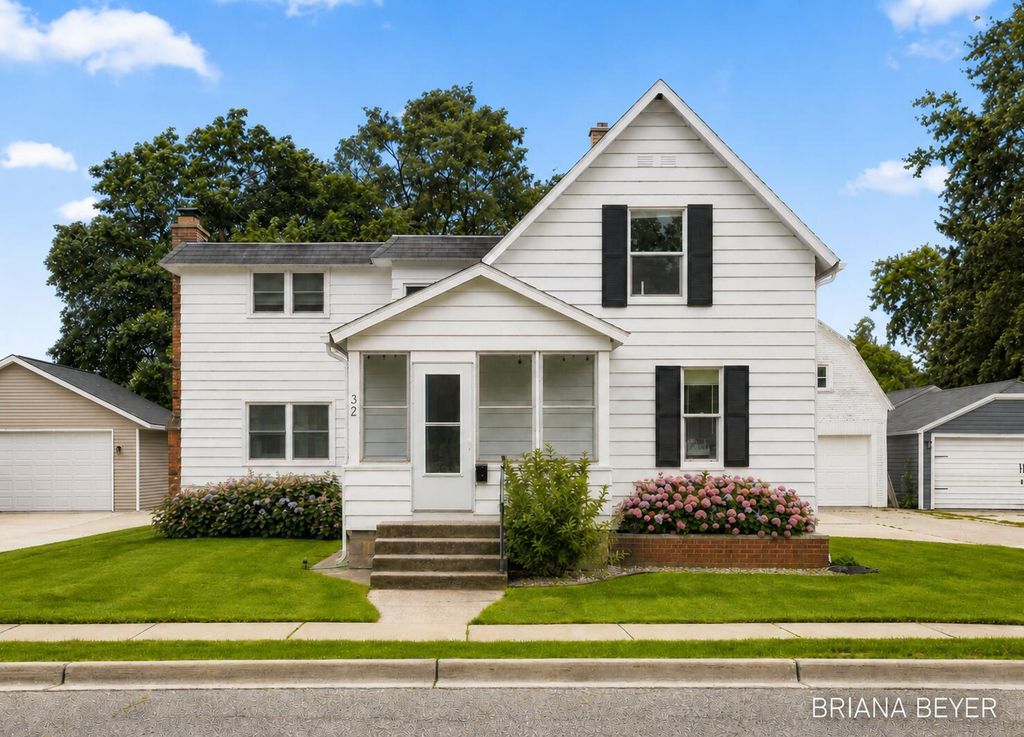 32 W Mckinley Avenue, Zeeland city