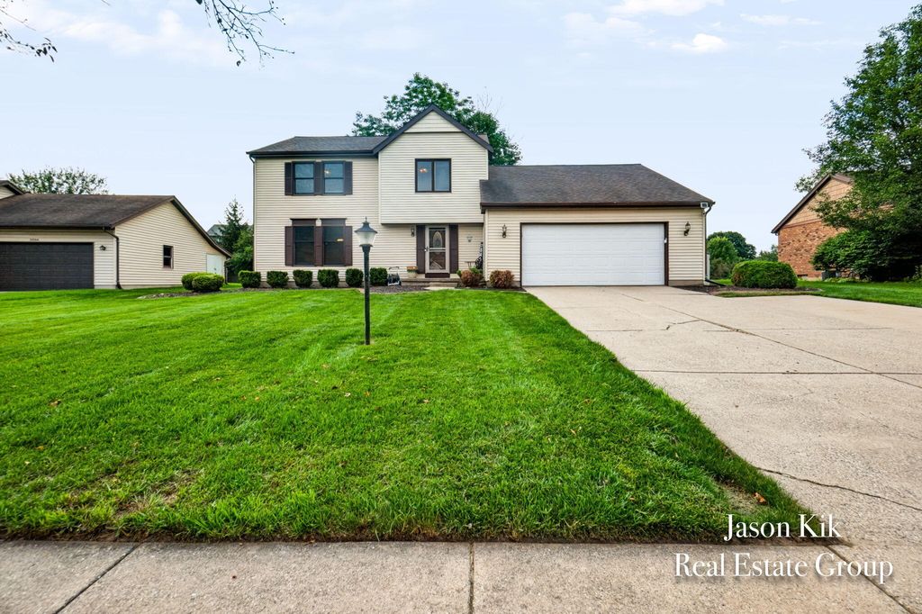 2074 Wolfboro Drive Se, Kentwood city