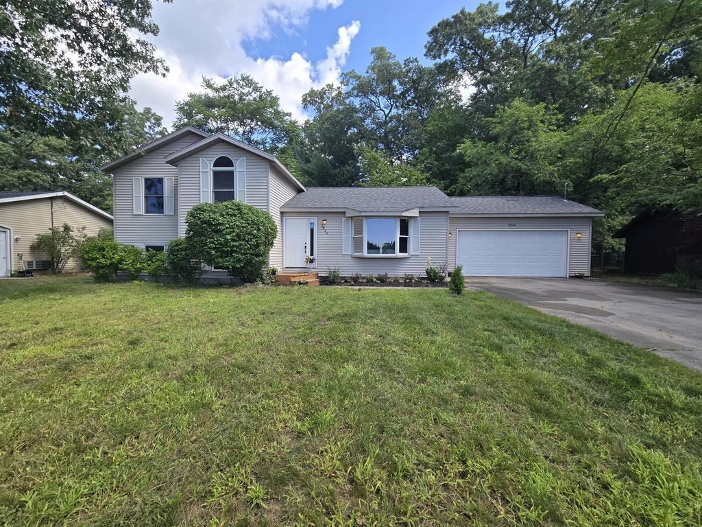 2046 N Roberts Road, Muskegon charter township