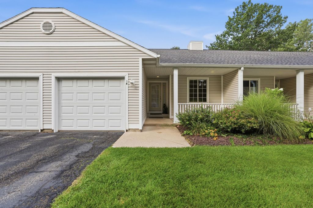 14 W Scotts Drive Unit: 11, Holland
