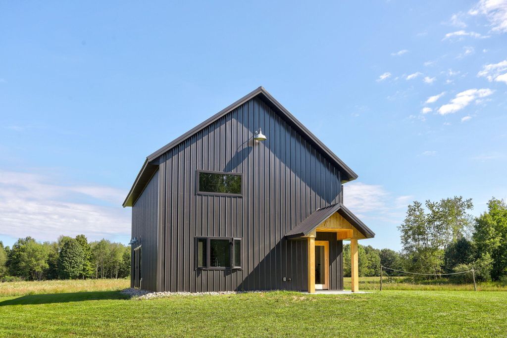 257 63rd Street, Casco township