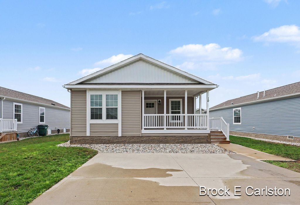 1283 E Ellis Road Unit: 10, Norton Shores city