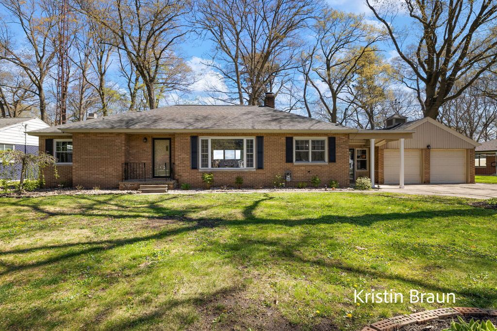 4078 Highgate Road, Norton Shores city