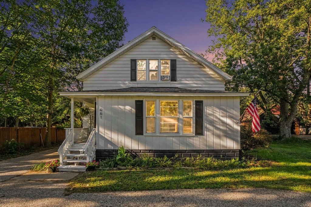 461 W Lakewood Boulevard, Holland