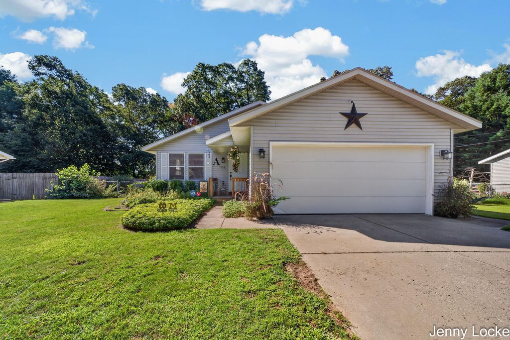1081 Becker Road, Muskegon