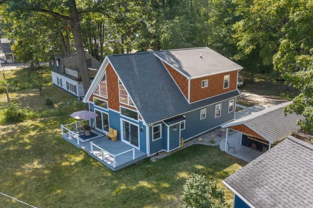 7603 S Croton Hardy Drive, Newaygo