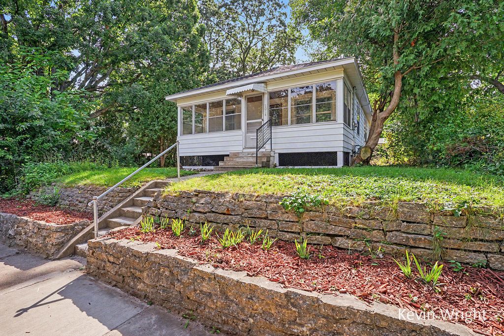 1014 Short Street Ne, Grand Rapids