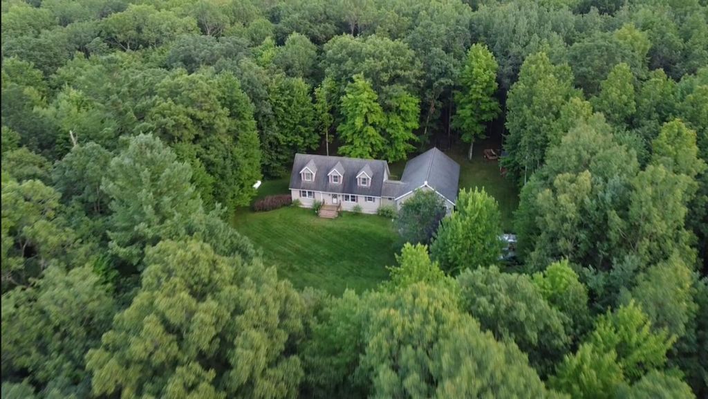 2033 W Meinert Road, Montague