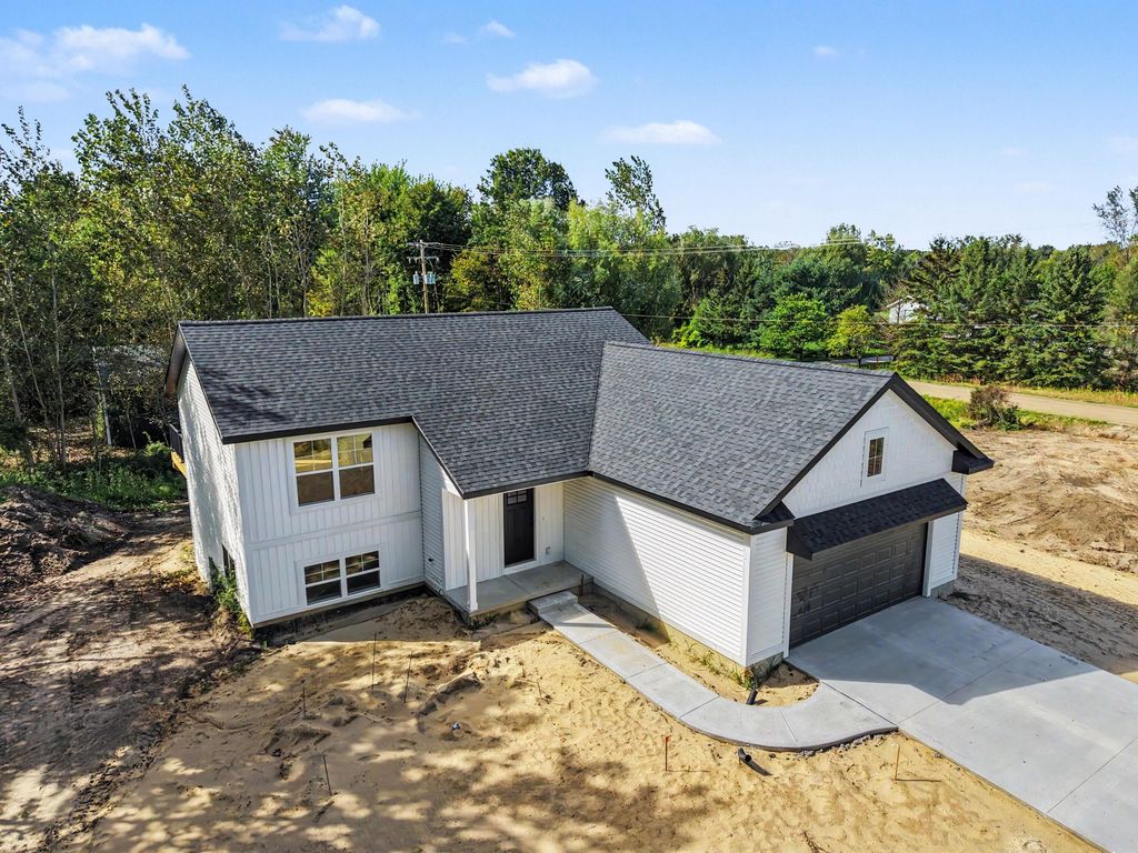 9222 Buchanan Street, Allendale