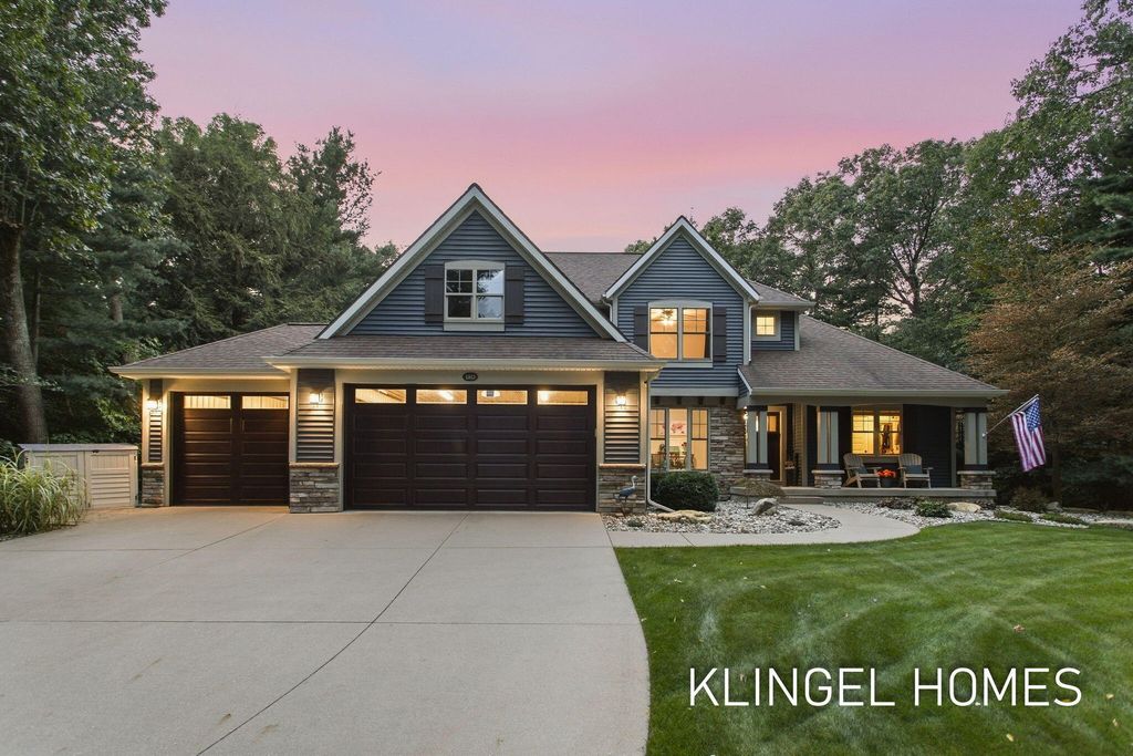 13823 Devonshire Lane, Grand Haven