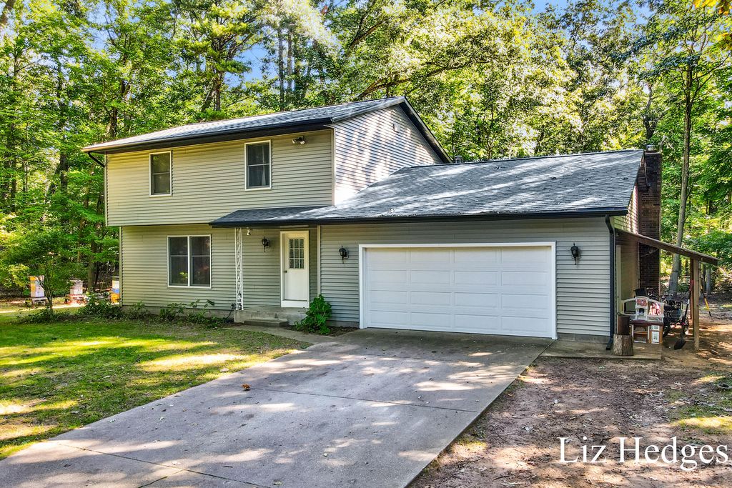 8756 Westwood Lane, Montague
