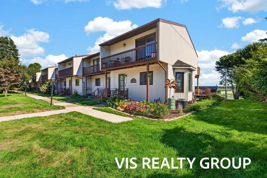 551 Gidley Circle Unit: L, Grand Haven