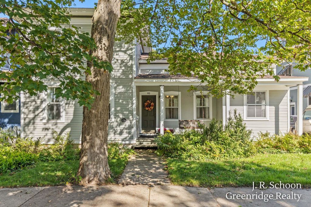 93 W 12th Street, Holland