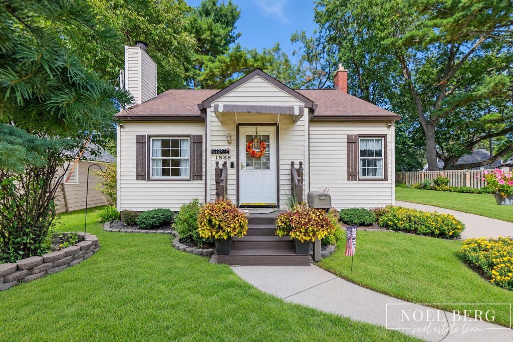 1588 Montague Avenue, Muskegon