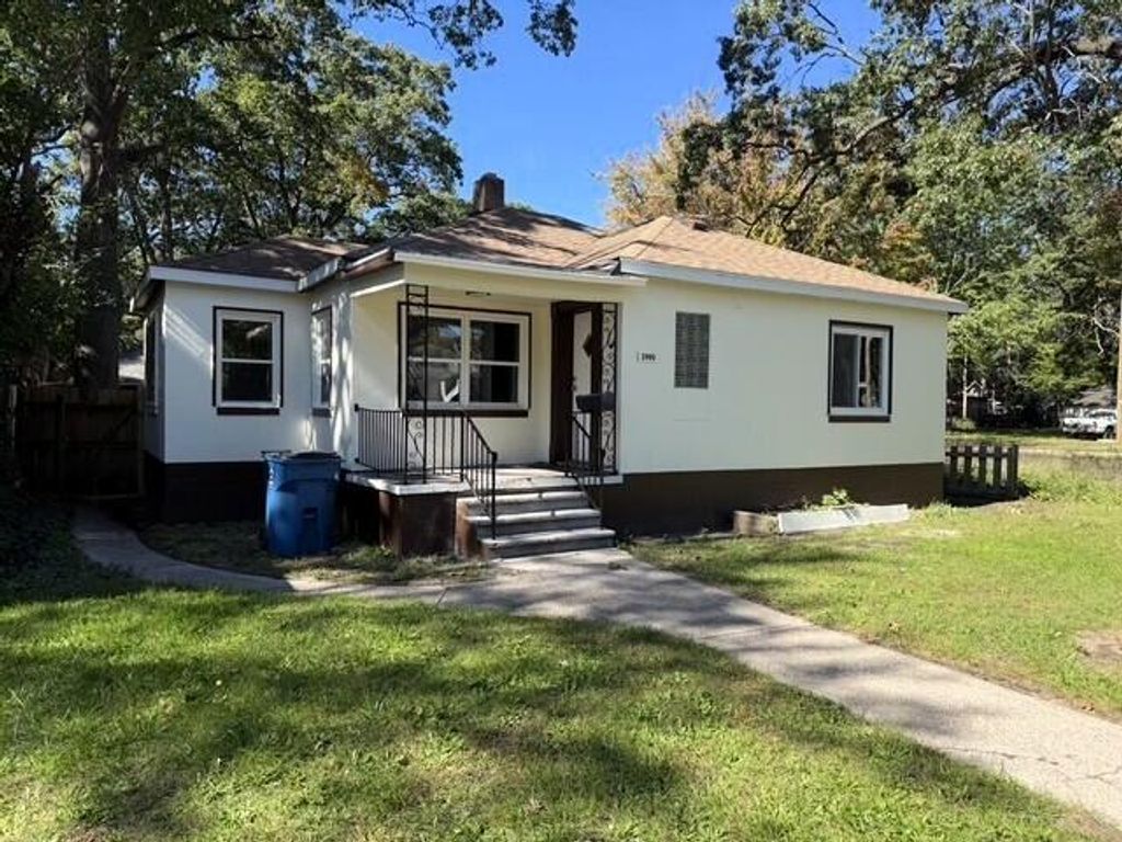 2905 7th Street, Muskegon Heights