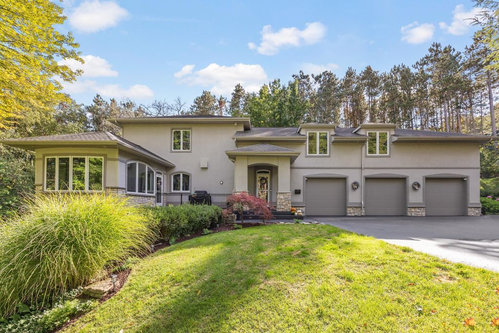 3300 Bluewater Pines Drive Ne, Grand Rapids