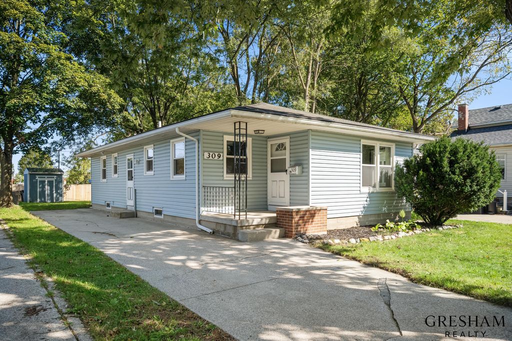 309 E 12th Street, Holland