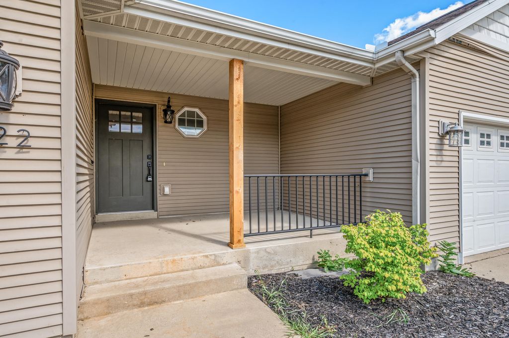 722 Tioga Park Unit: 722, Big Rapids
