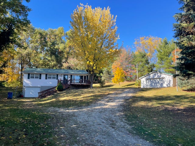 1945 S 200th Avenue, Newfield township