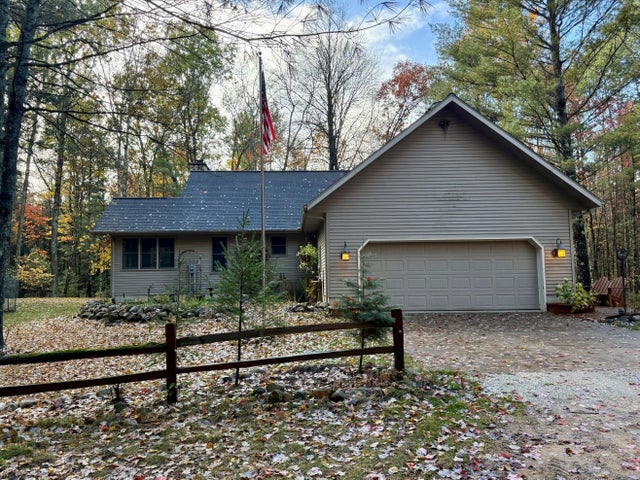 3973 E Creek Wood Drive, Cherry Valley township