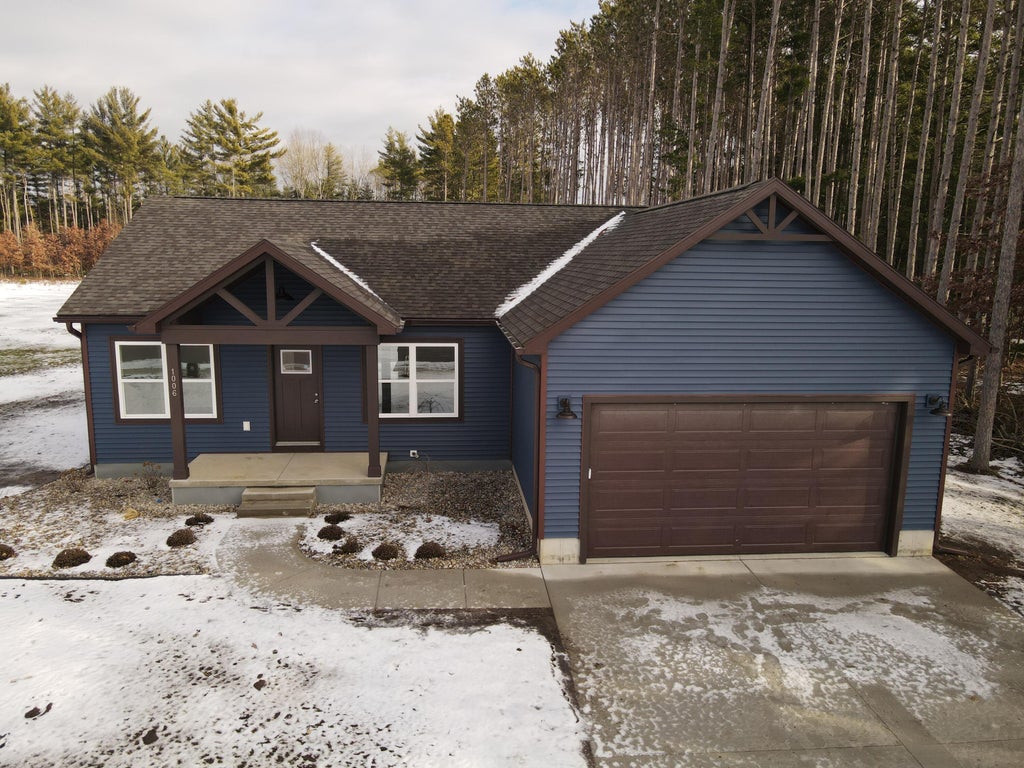 1006 Mechanic Street, Big Rapids city