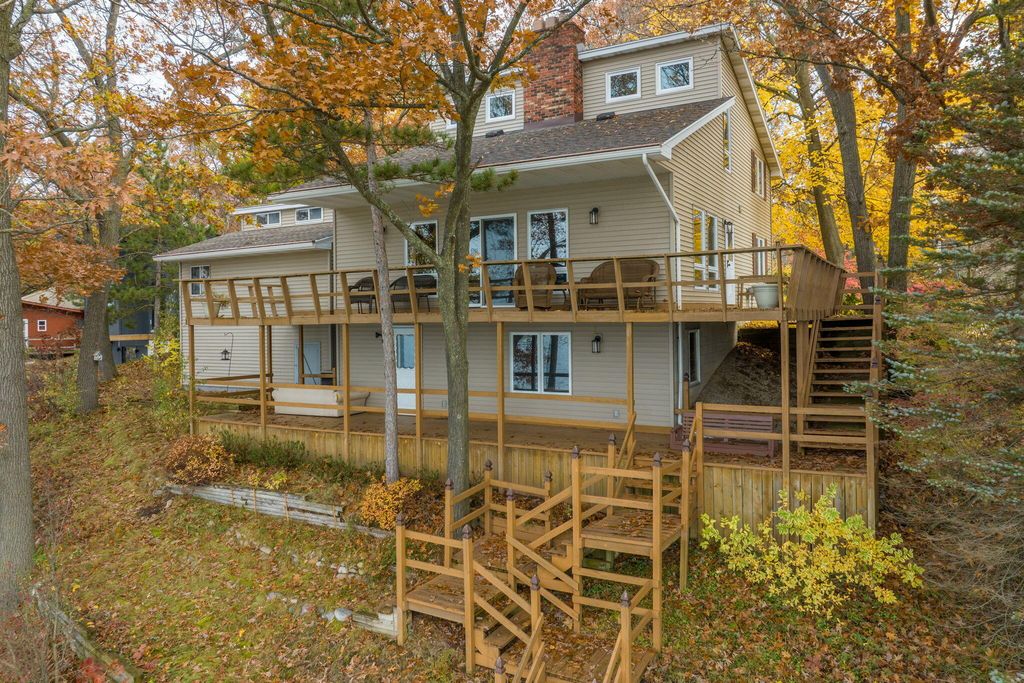 10443 Midshore Drive Unit: #62, Morton township