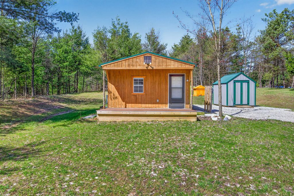 4179 N Lakola Road, Ellsworth township