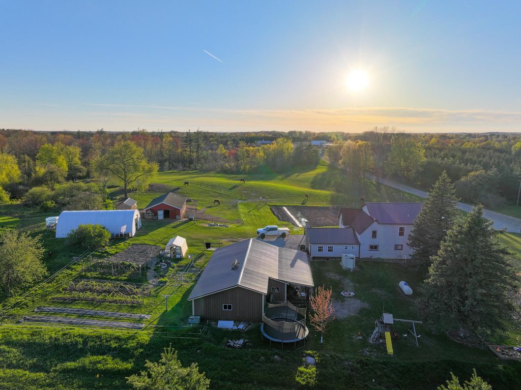 17463 15 Mile Road, Rose Lake township