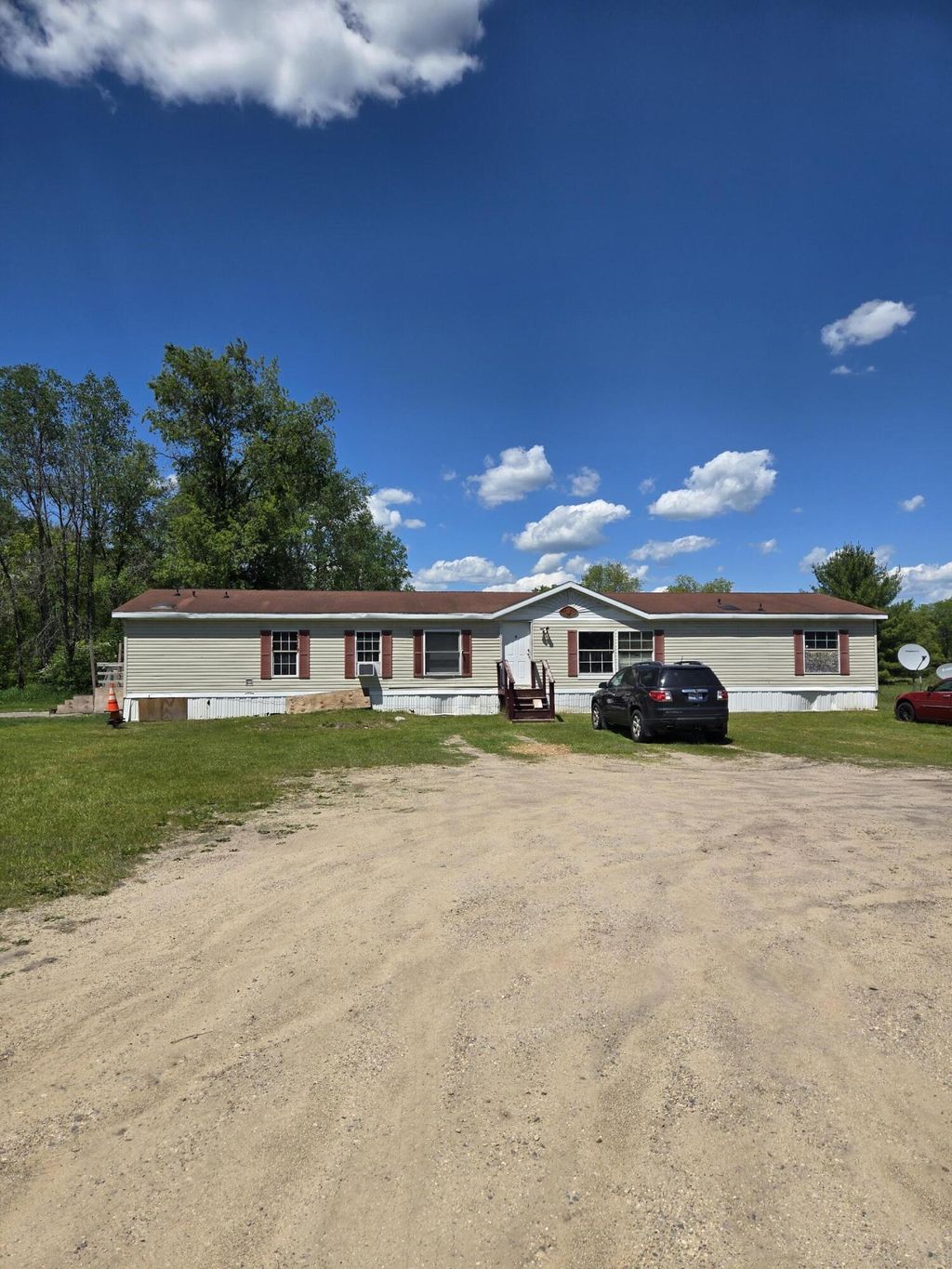 3384 E 56th Street, Yates township