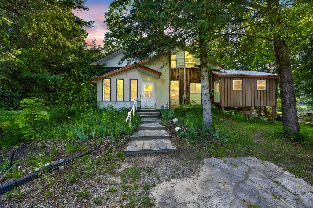 3007 Riverview Drive, Hersey township