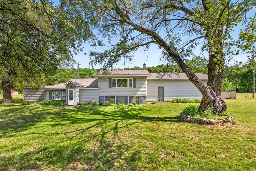 4717 E Fillmore Road, Monroe township