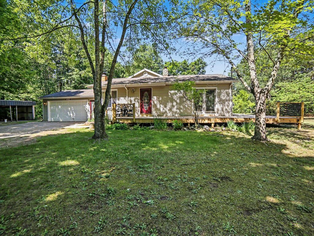 4165 S 132nd Avenue, Ferry township