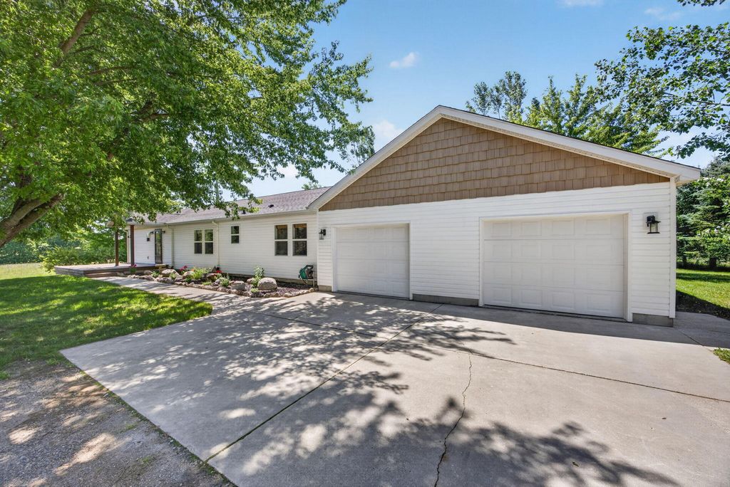 10100 W Jordan Road, Sherman township