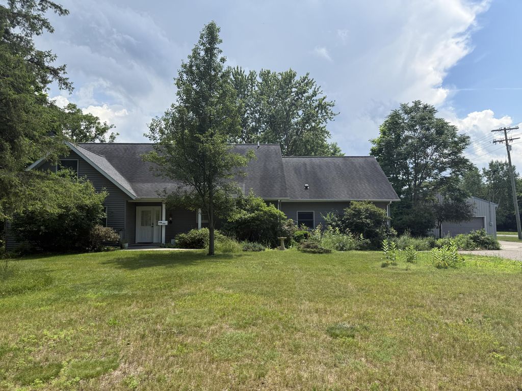 8518 3rd Street, Richland township