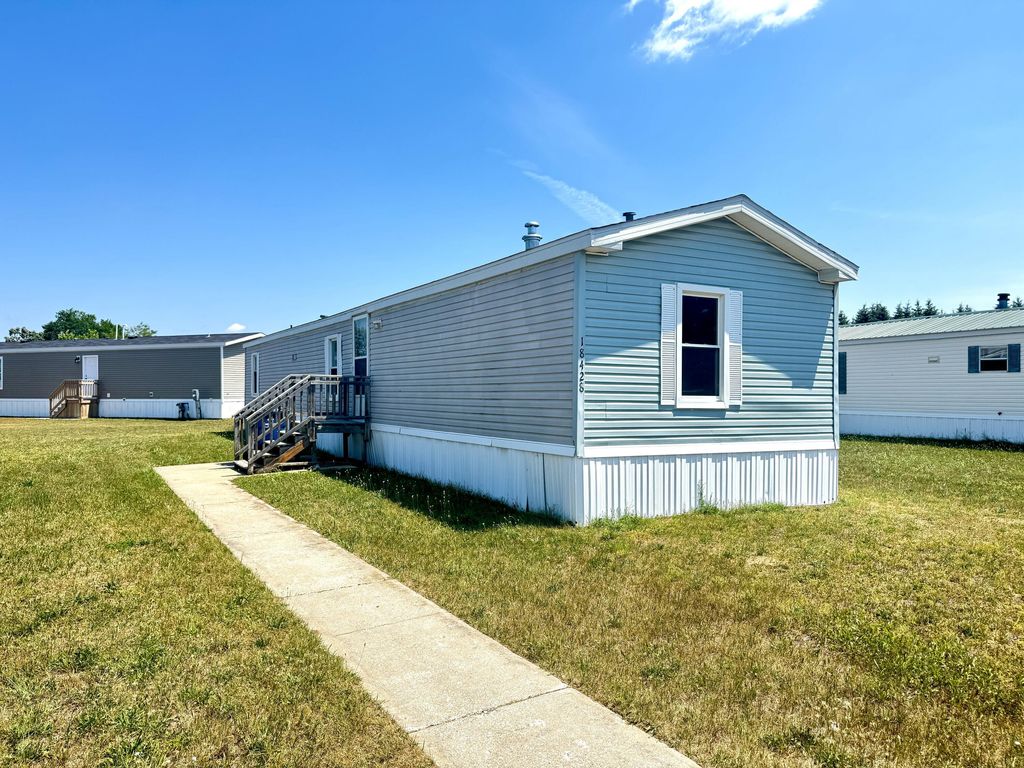 18428 St Joseph Avenue Unit: 215, Green charter township