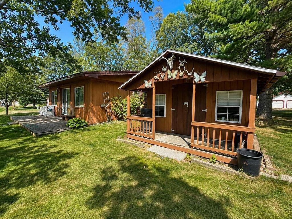 22713 Pogy Lake Drive, Chippewa township