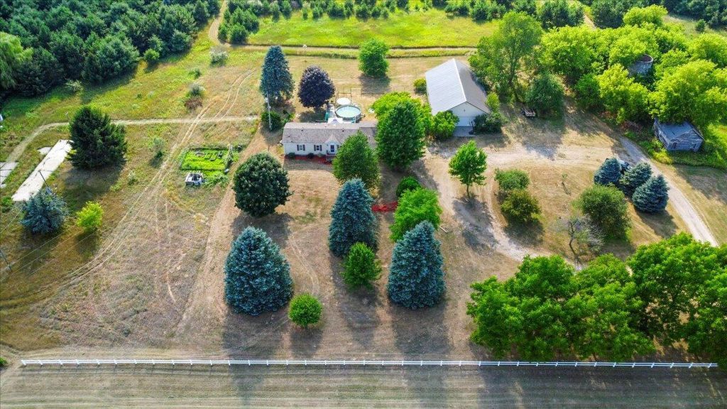 11383 Bale Road, Cato township