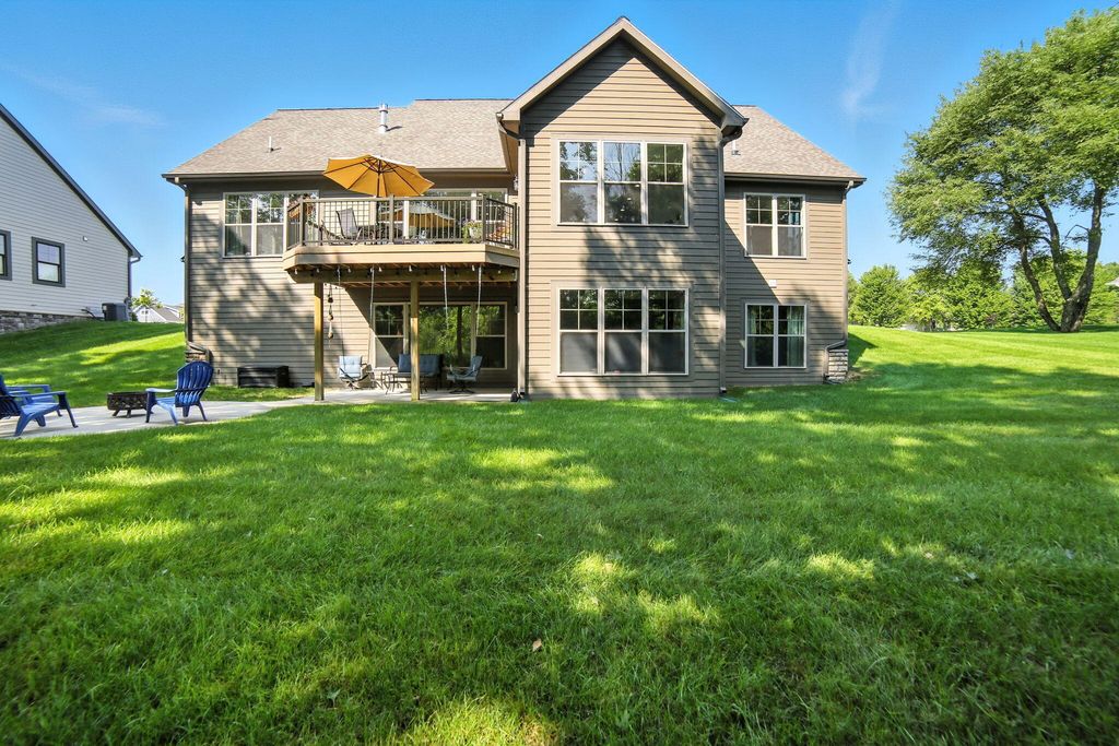 11310 Killarney Drive, Morton township