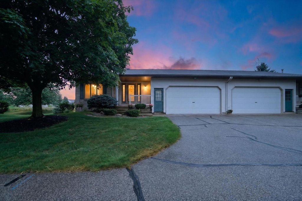 6523 Wood Dora Drive Se, Caledonia