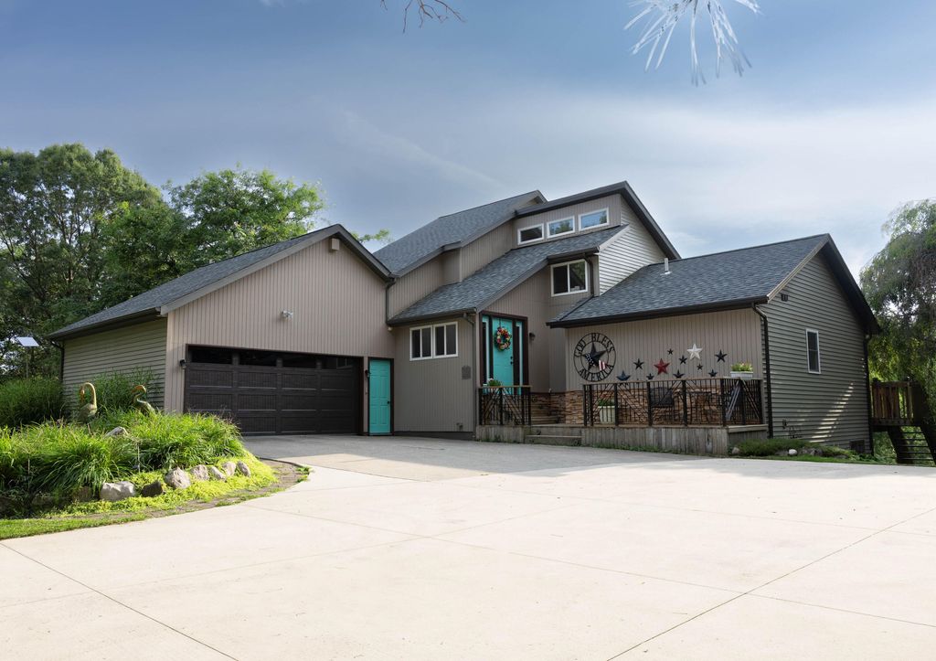 10335 Lincoln Lake Road Ne, Oakfield township