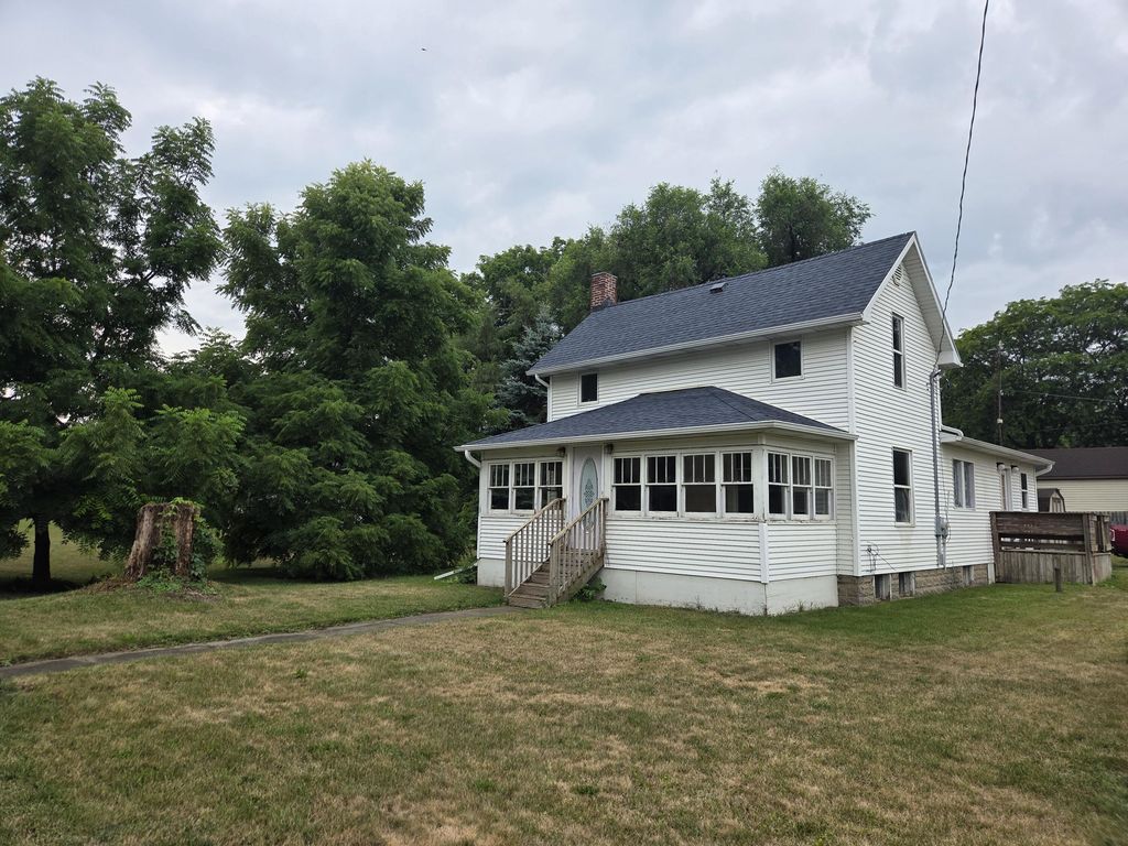 502 S Main Street, Crystal township