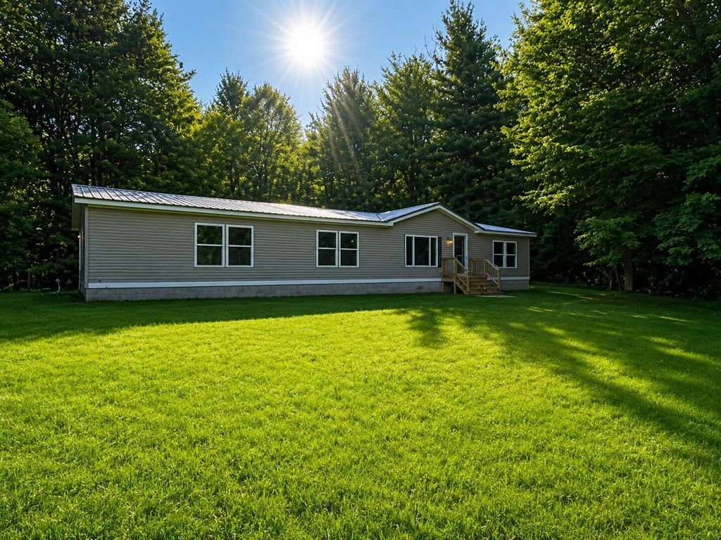 6242 E 88th Street, Croton township