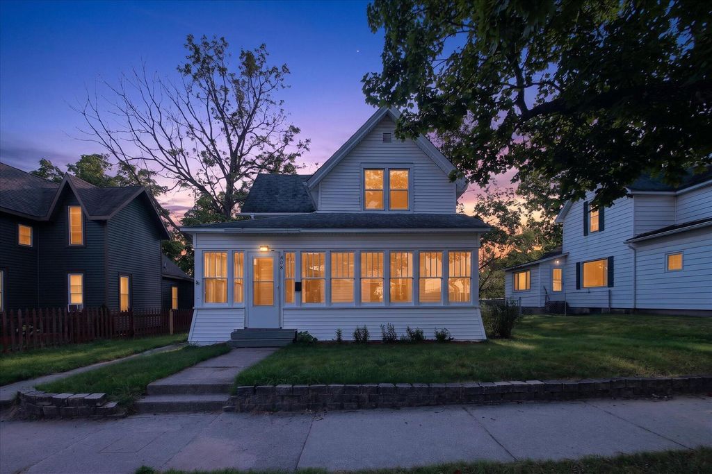 408 S Higbee Street, Reed City city
