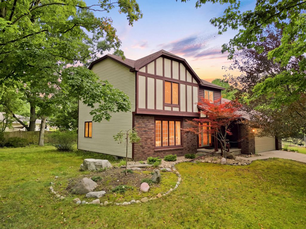 720 Novak Lane, Big Rapids city