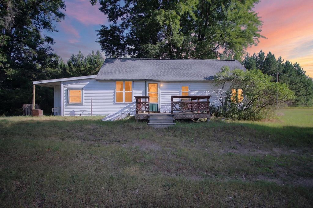 6187 N Oak Avenue, Monroe township