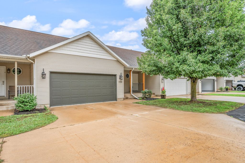 709 Tioga Park Drive, Big Rapids