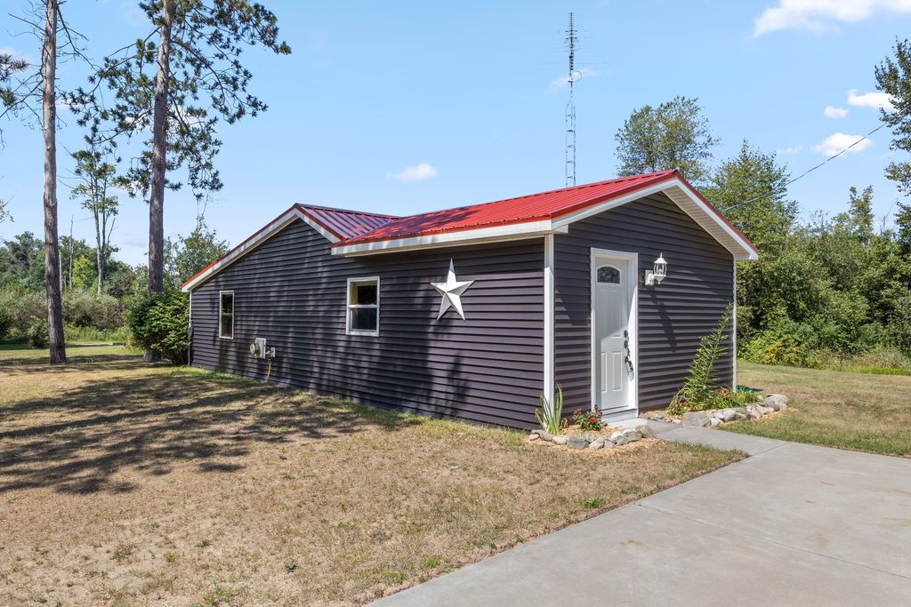 2029 E 6 Mile Road, Monroe township