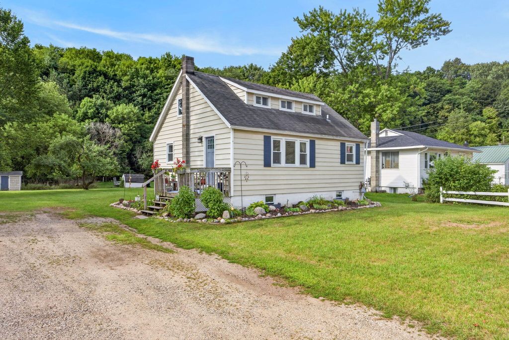 625 W Bridge Street, Big Rapids charter township