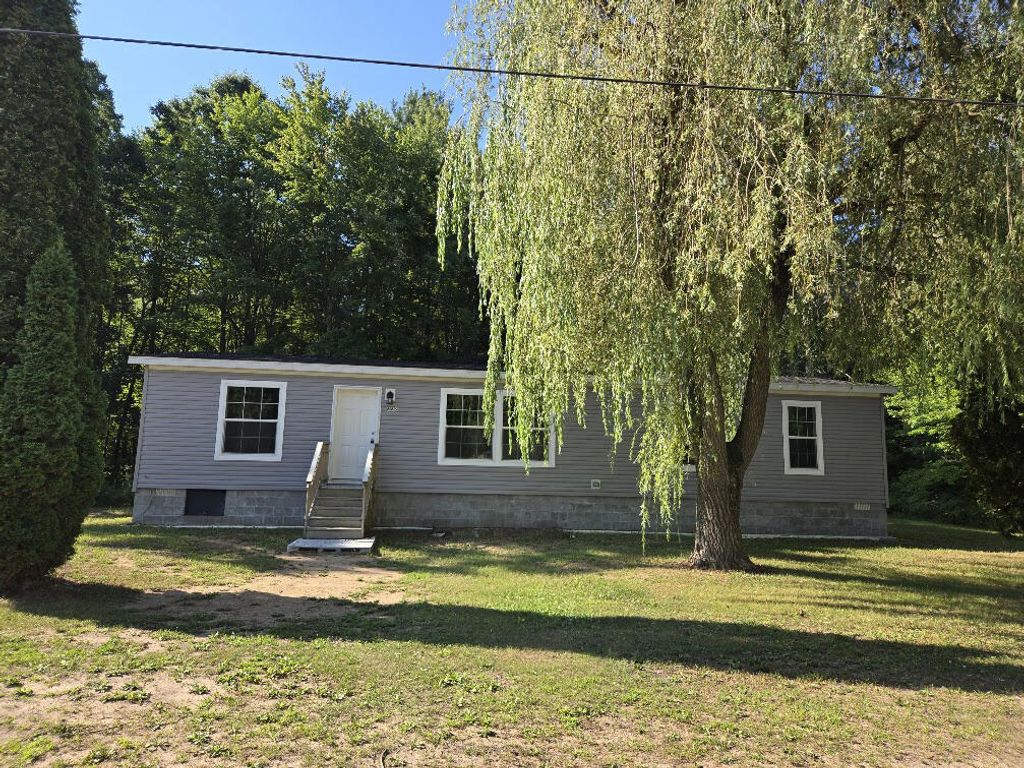685 S Bingham Avenue, Sherman township